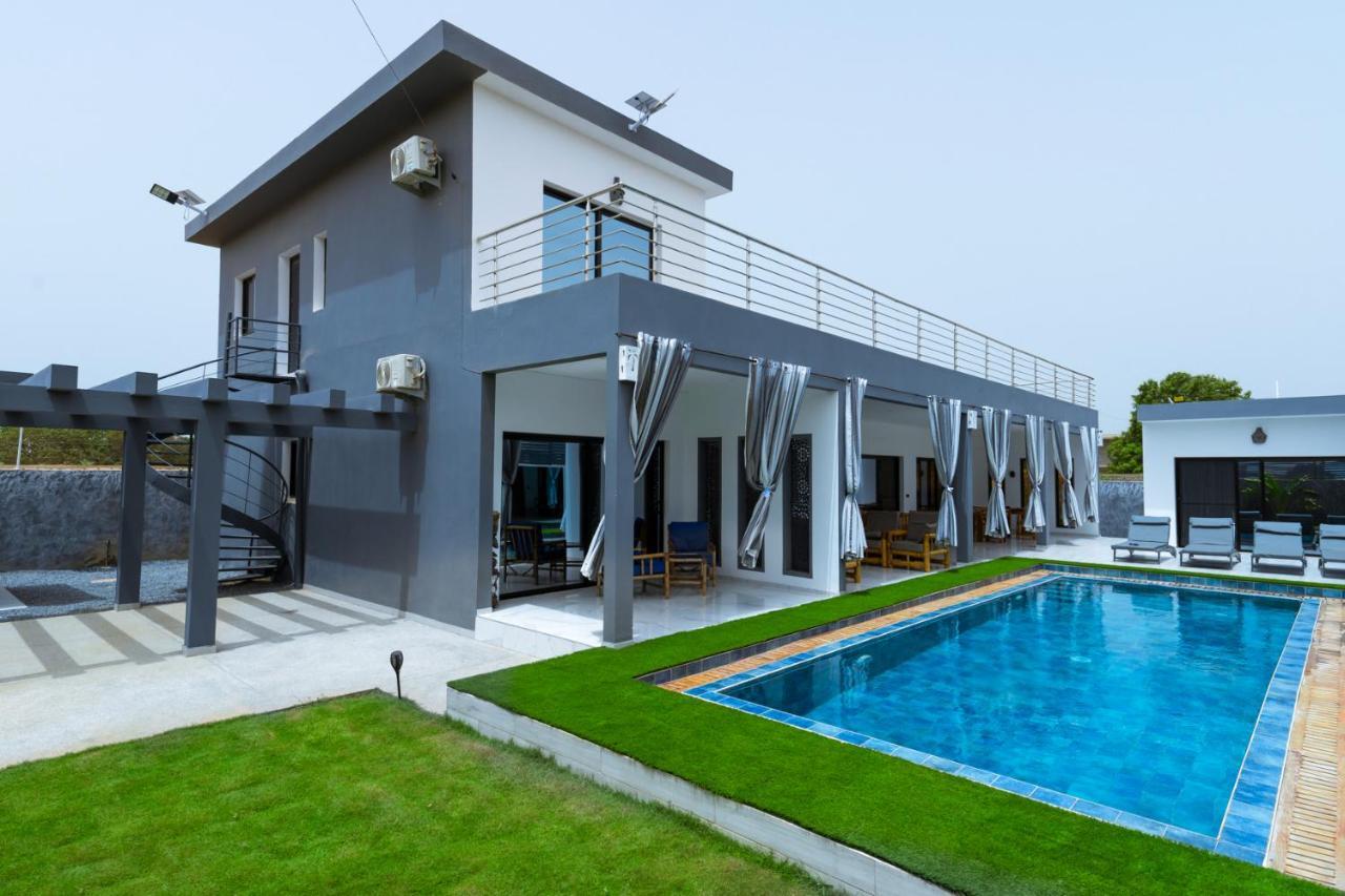 Chezbabo Wellness Hotel Ngaparou Exterior photo