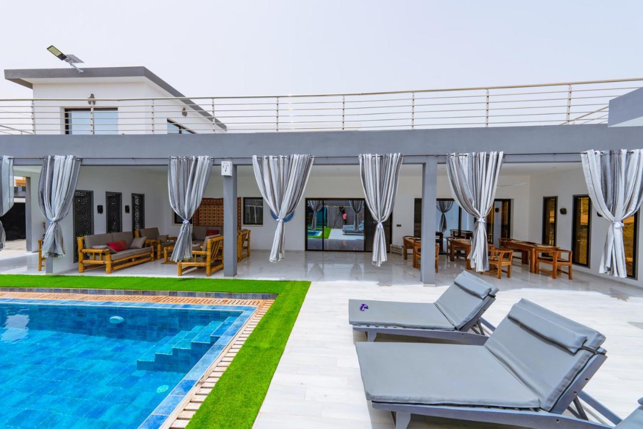 Chezbabo Wellness Hotel Ngaparou Exterior photo